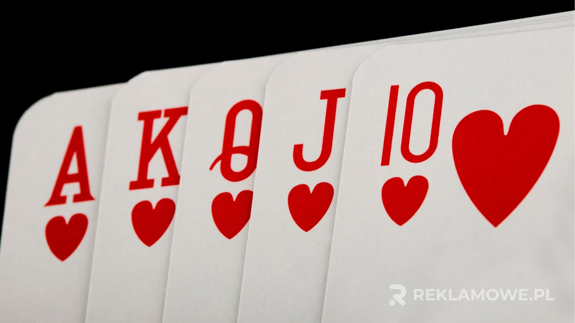 Jak karty reklamowe pomagają w budowaniu świadomości marki Karty reklamowe używane do promocji marki